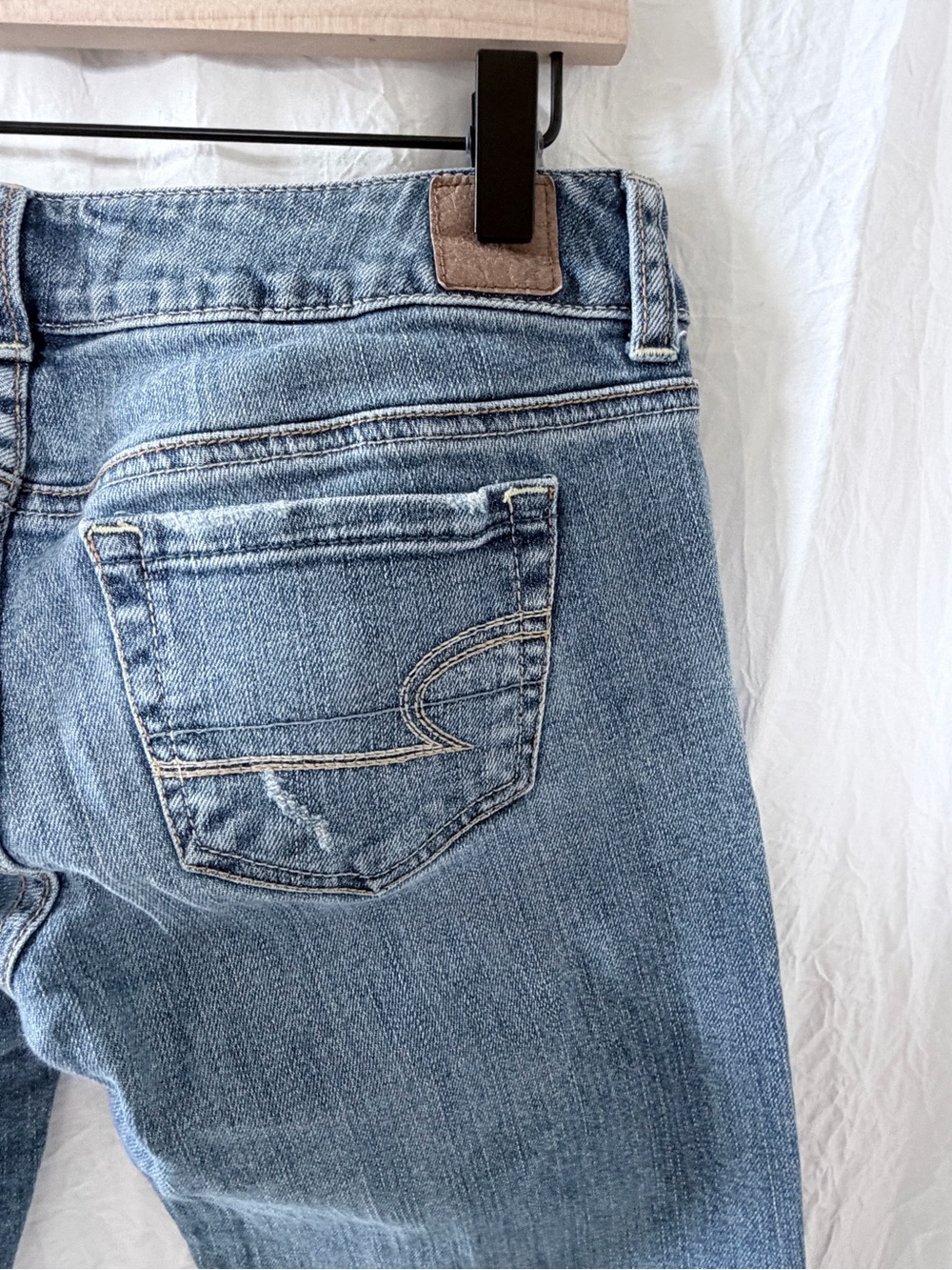 Vintage American Eagle Outfitters Super Low Rise Favorite Boyfriend Jeans - Picture 7 of 11